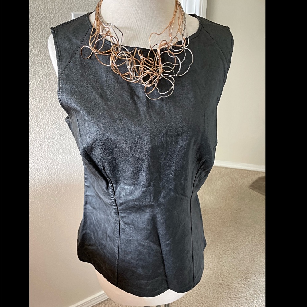 ❤️Stylish CAbi Fleather Tank ❤️